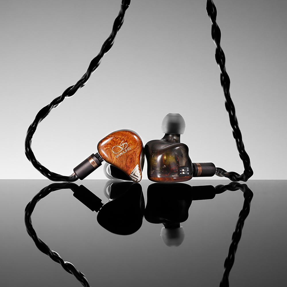 Shanling Majestic High End Earphones