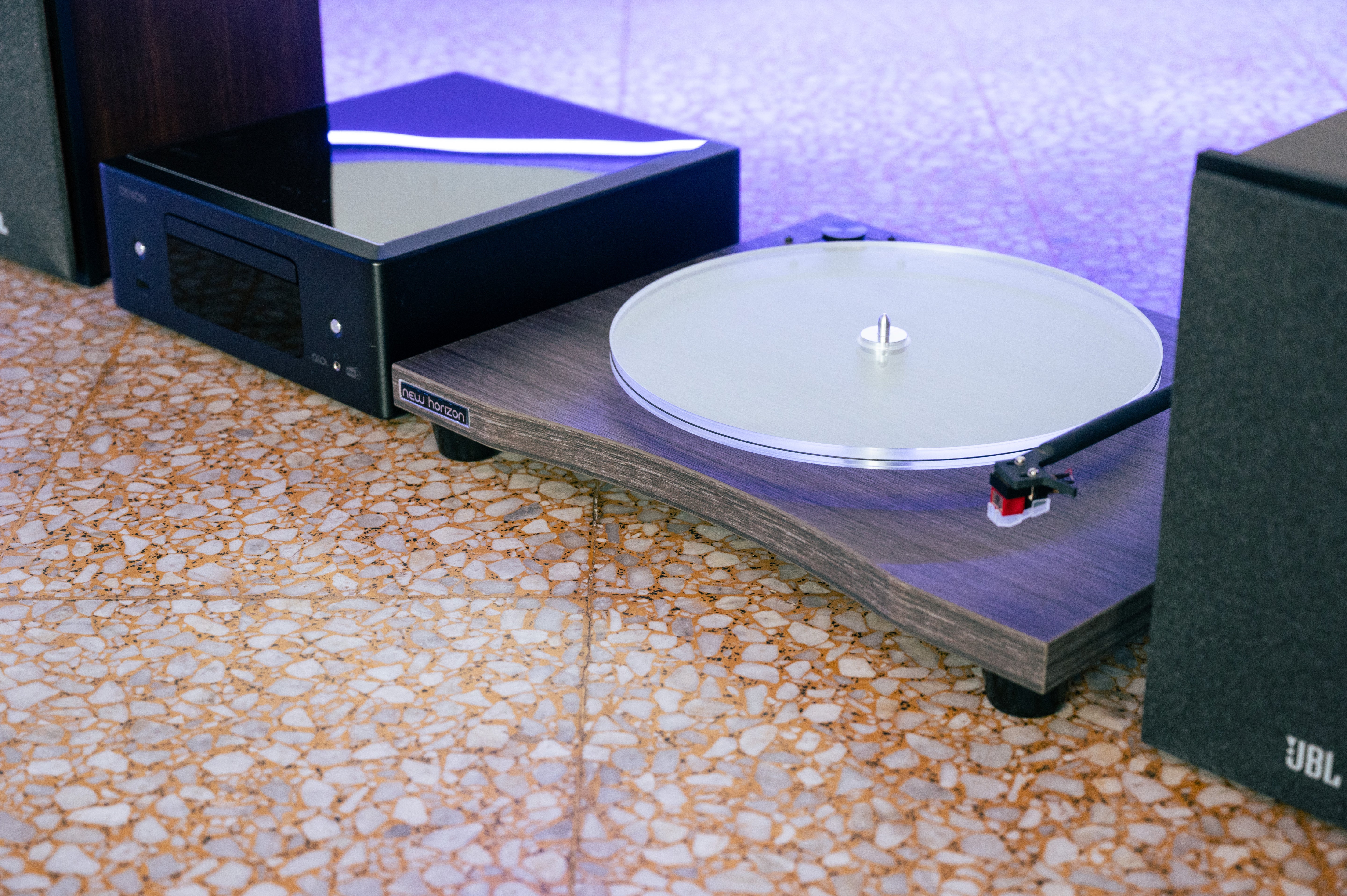 The Italian Job Record and CD Hi-Fi Pack - New Horizon 129i - Denon CEOL RCDN-12 - JBL Stage 240B