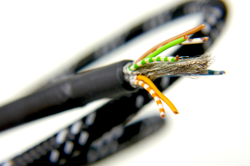 Vertere High-Quality HB Ethernet Cable (RJ45 connector)