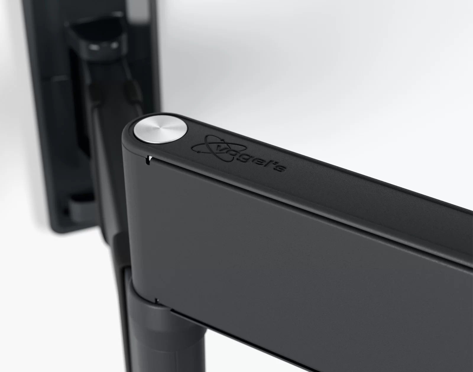 Vogel's TVM 3245 Full-Motion TV Wall Mount