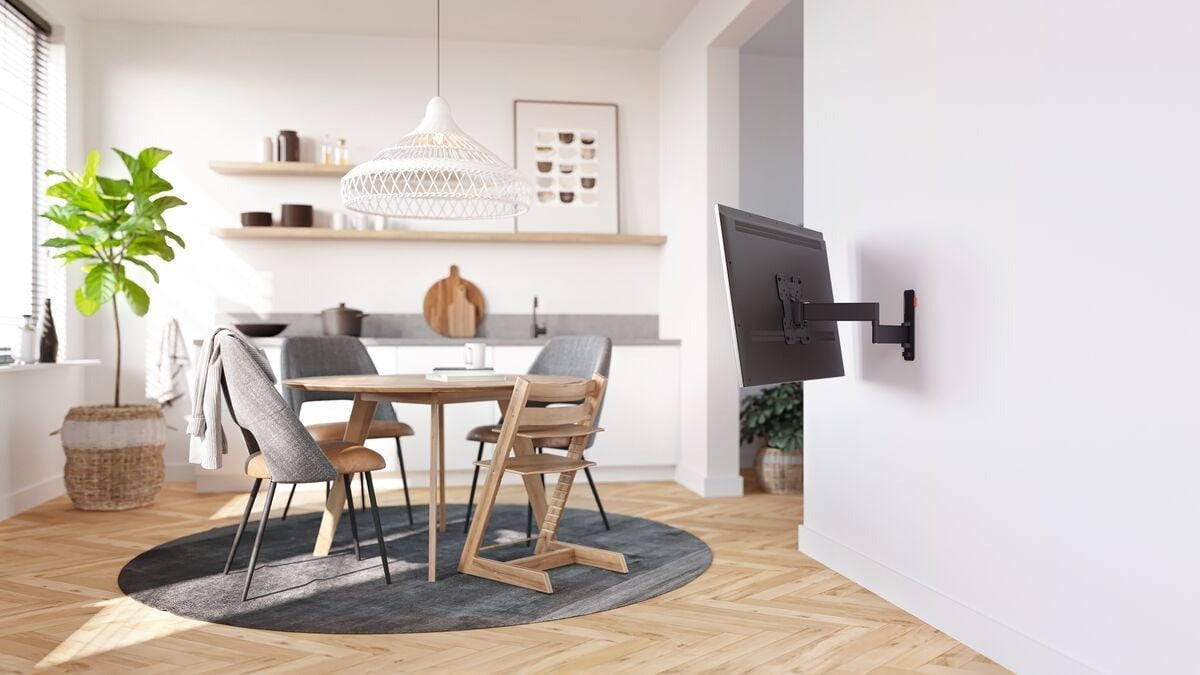 Vogel's TVM 3245 Full-Motion TV Wall Mount