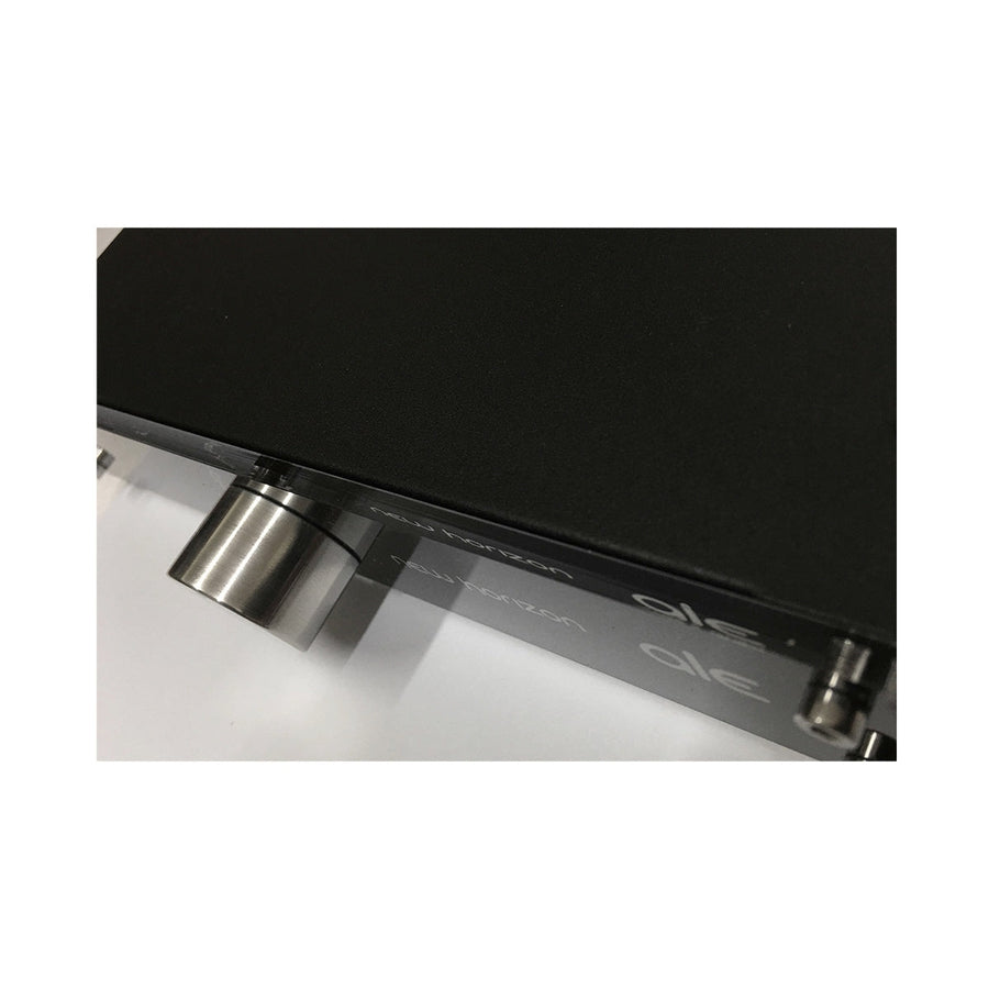 New Horizon ale turntable external power supply speed selector - Audio Influence Australia 5