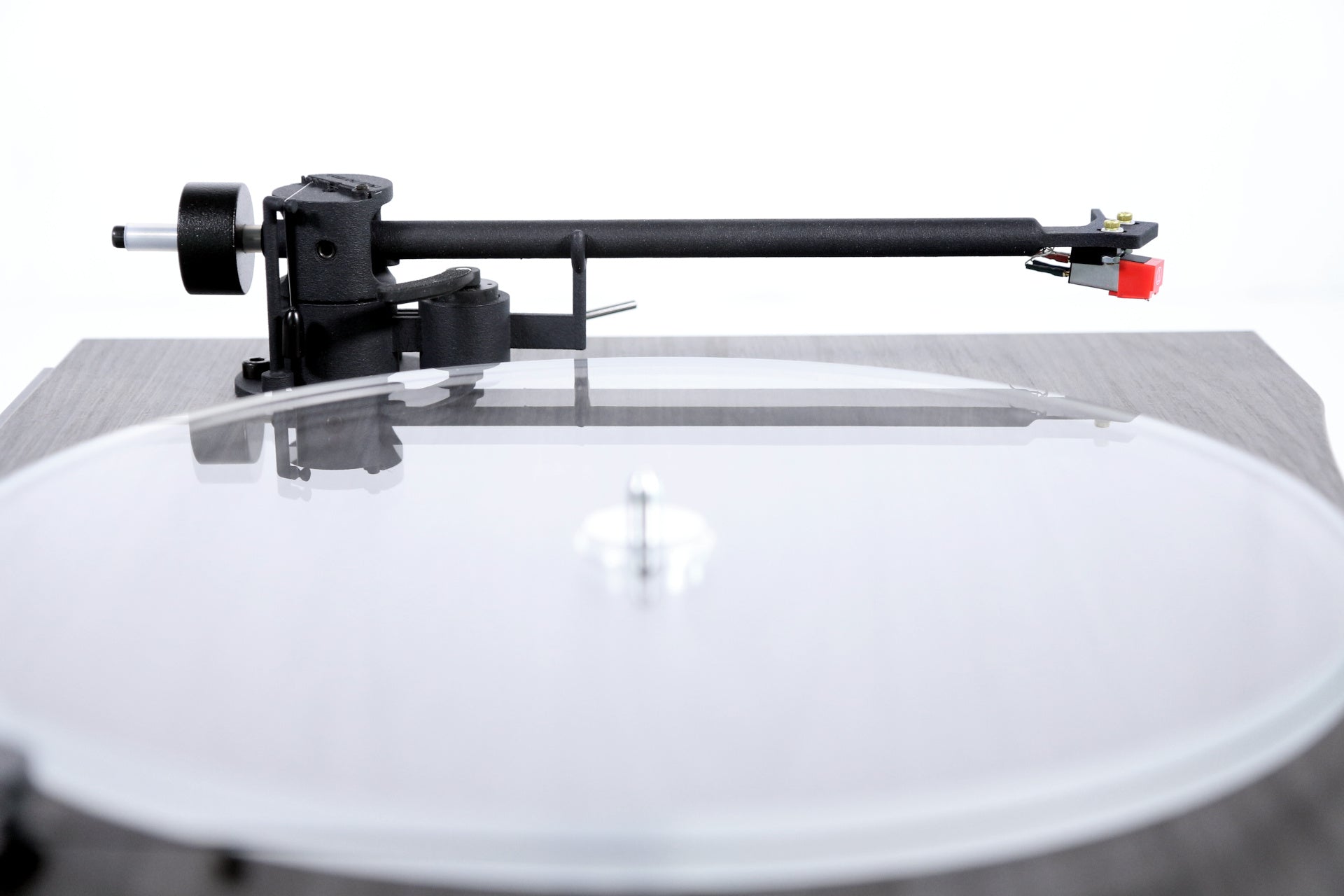 New Horizon 190 Two Plinths Turntable