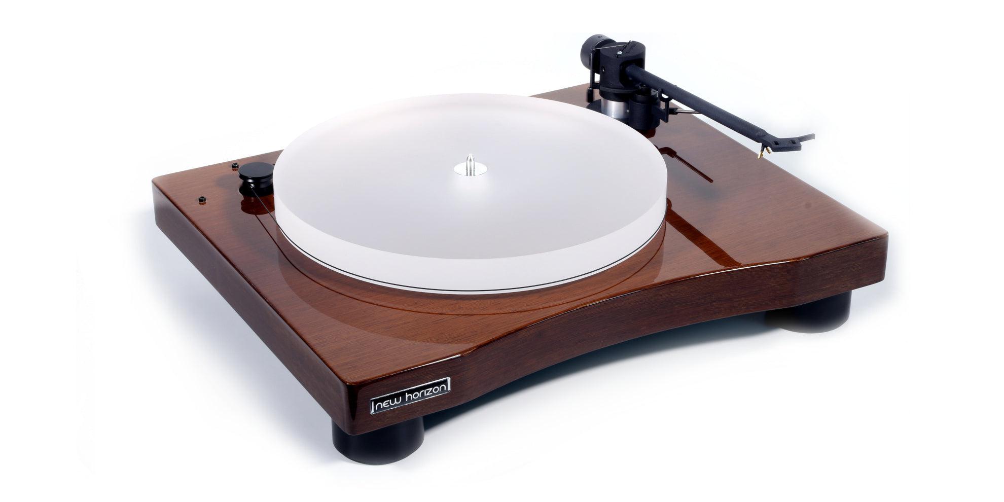 New Horizon 301 Manual Turntable