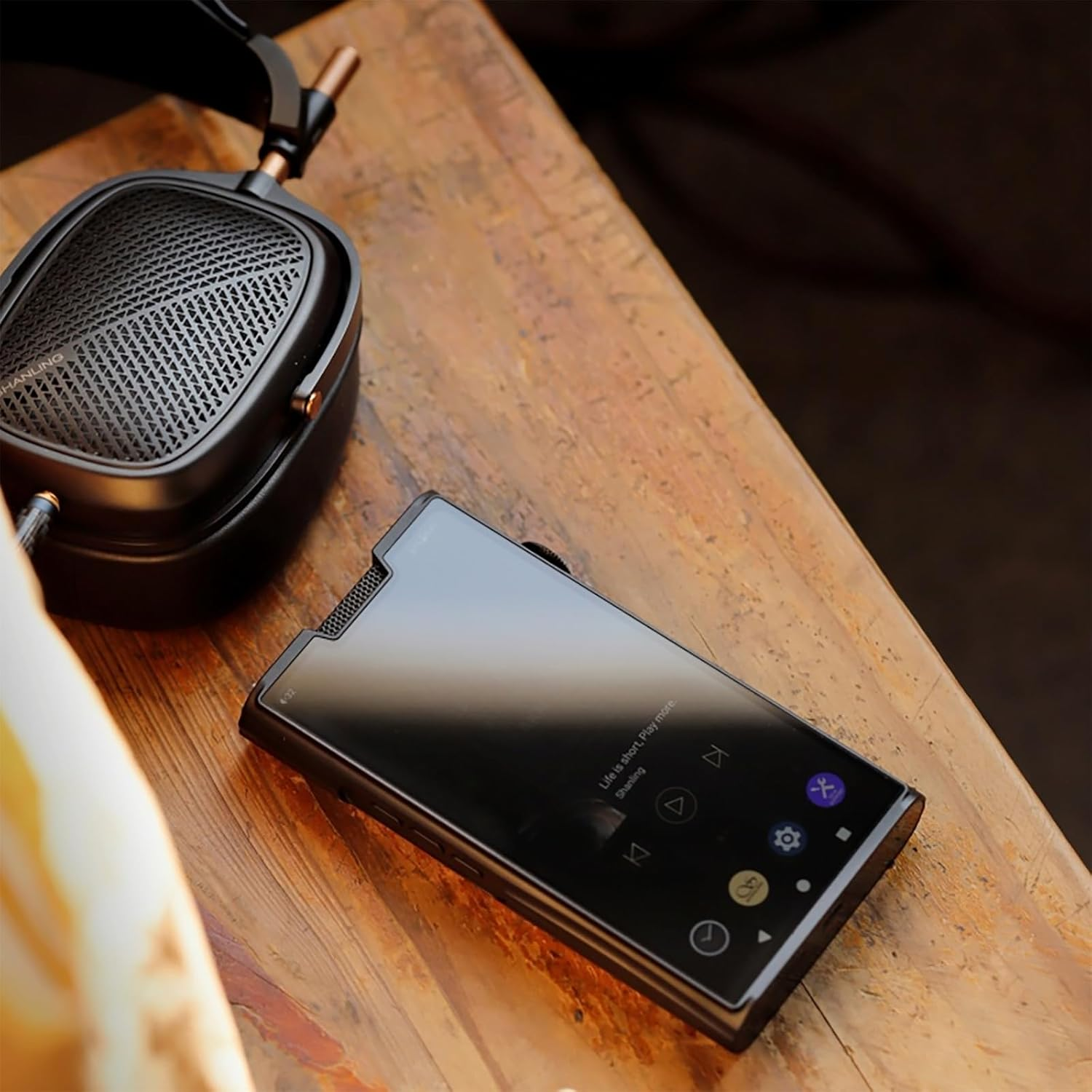 Shanling M8T Portable Audio Player