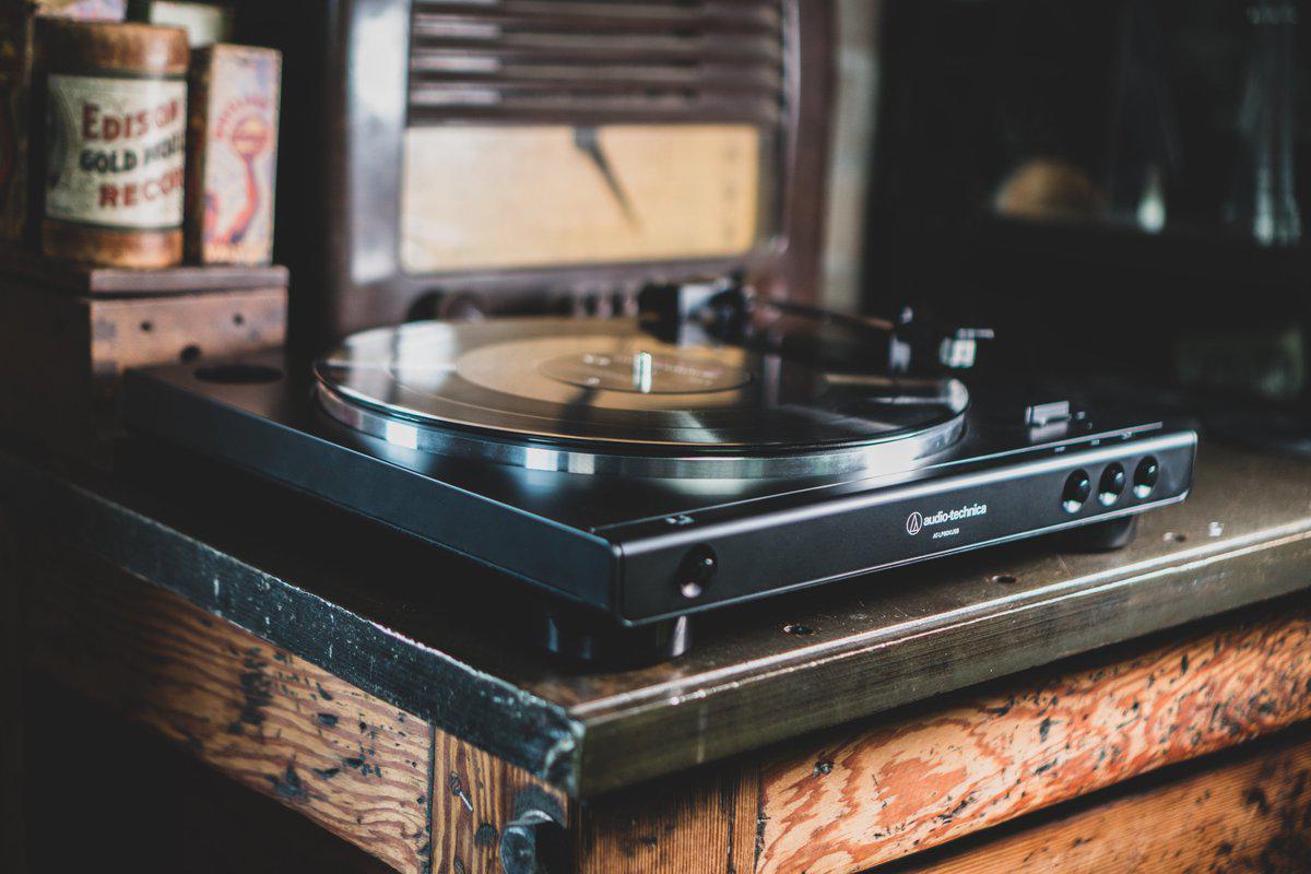 The Wax Recruiter: Turntable & Bluetooth Speaker System