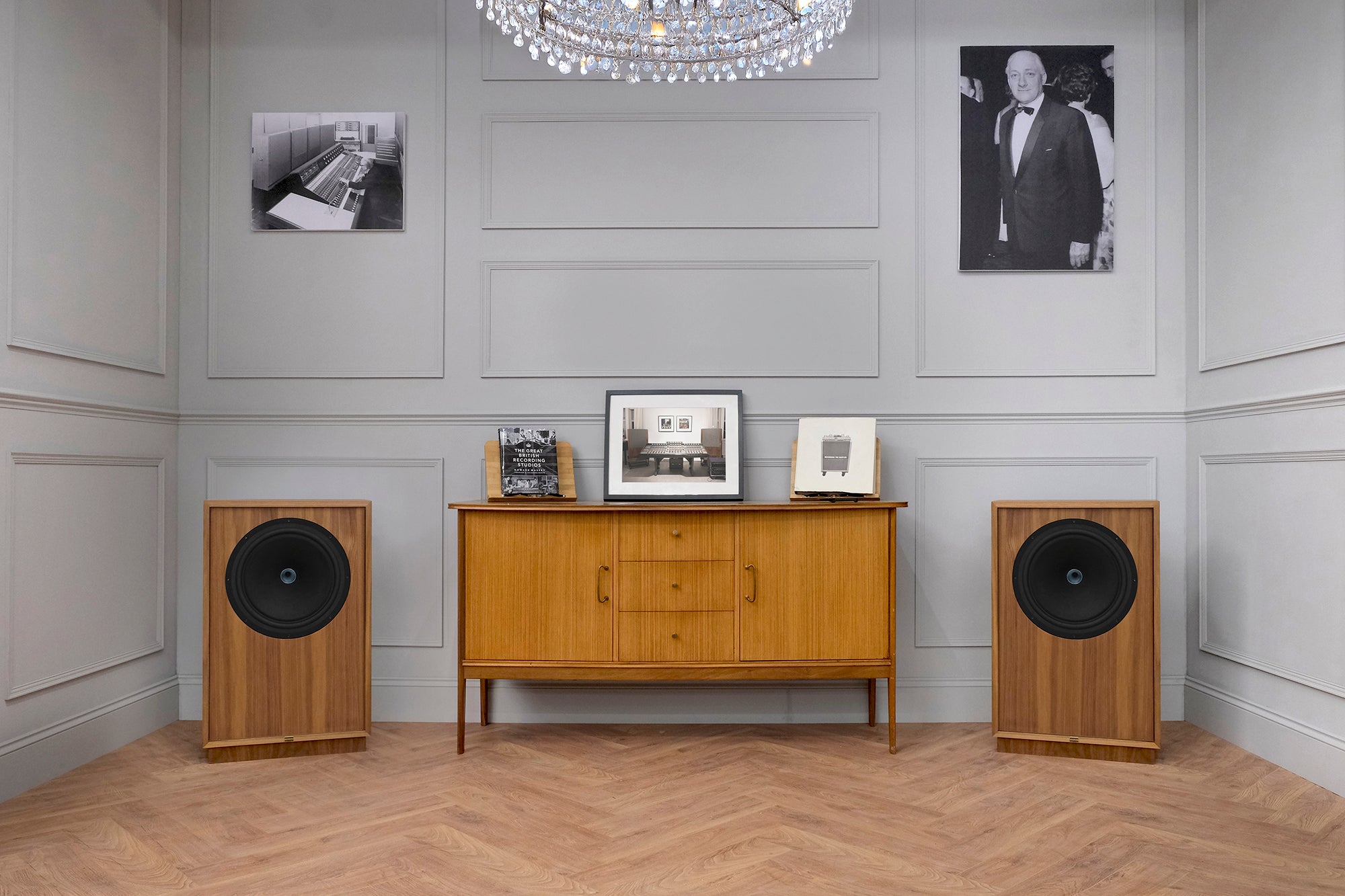 Lockwood Academy II Floor-standing Loudspeaker with 15” Point Source Driver