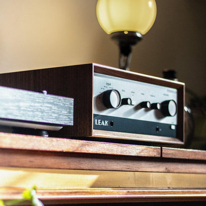 The Tambourine Man Turntable Hi Fi System