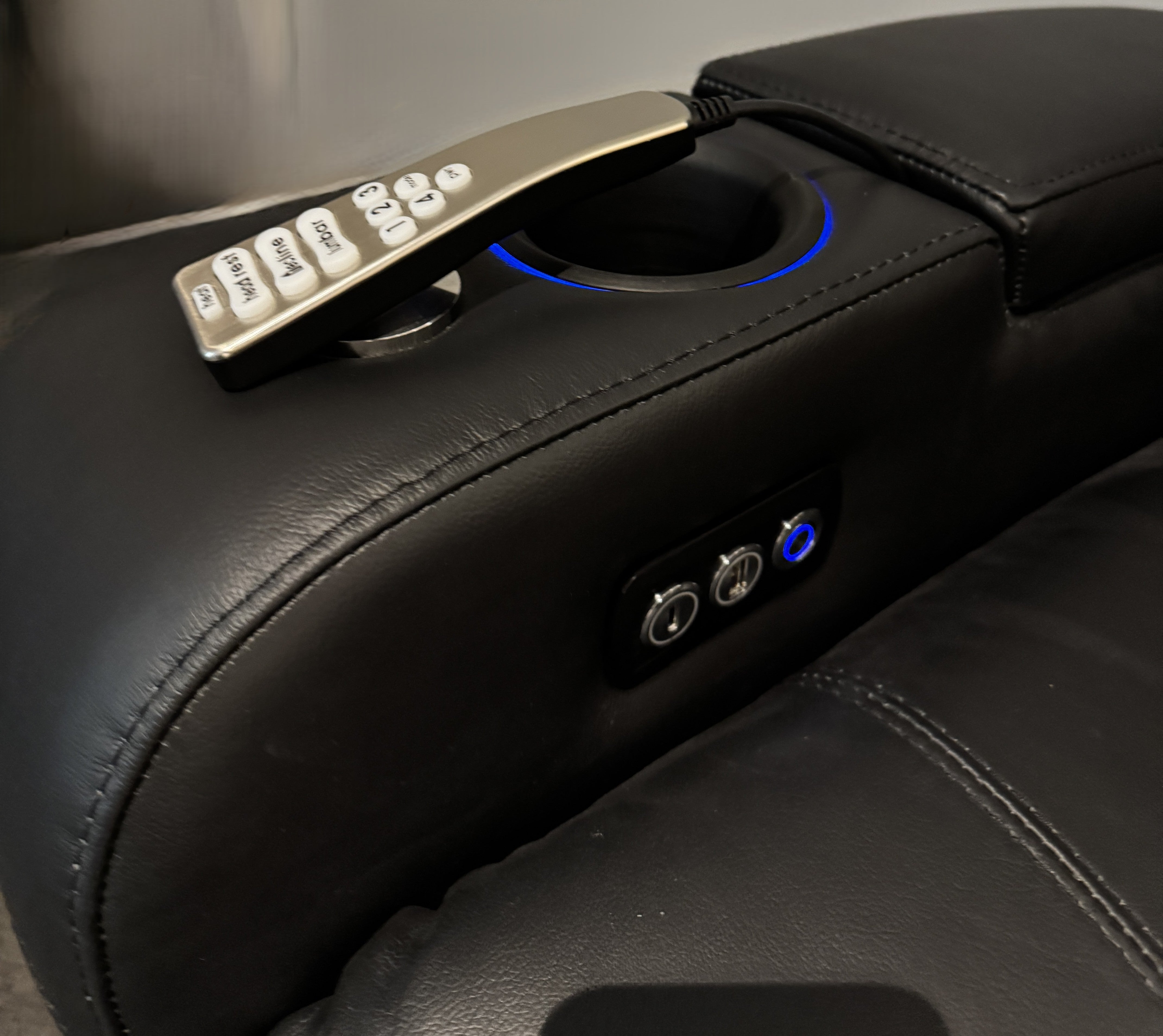 DTX Design Bentley Home Cinema Recliner Chair