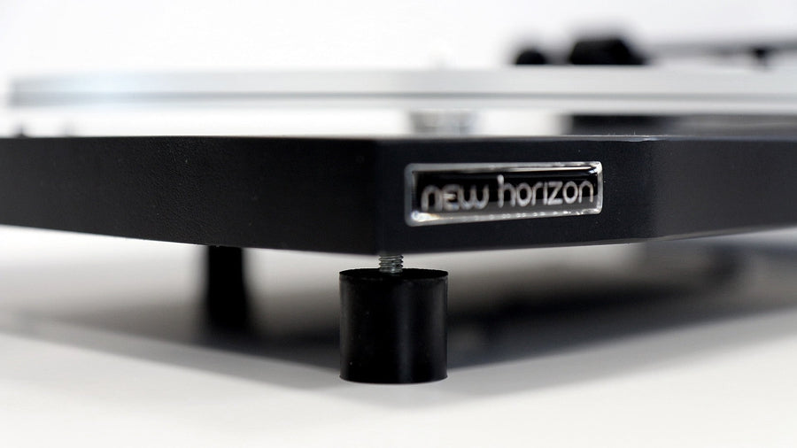 New Horizon 121 Manual Turntable at Audio Influence