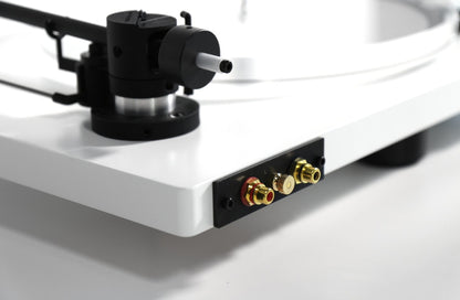 New Horizon 201 Turntable at Audio Influence