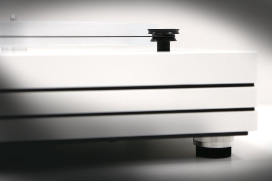 New Horizon 203 Manual turntable at Audio Influence