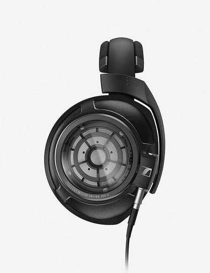 Sennheiser HD 820 Audiophile Closed Back Headphones at Audio Influence